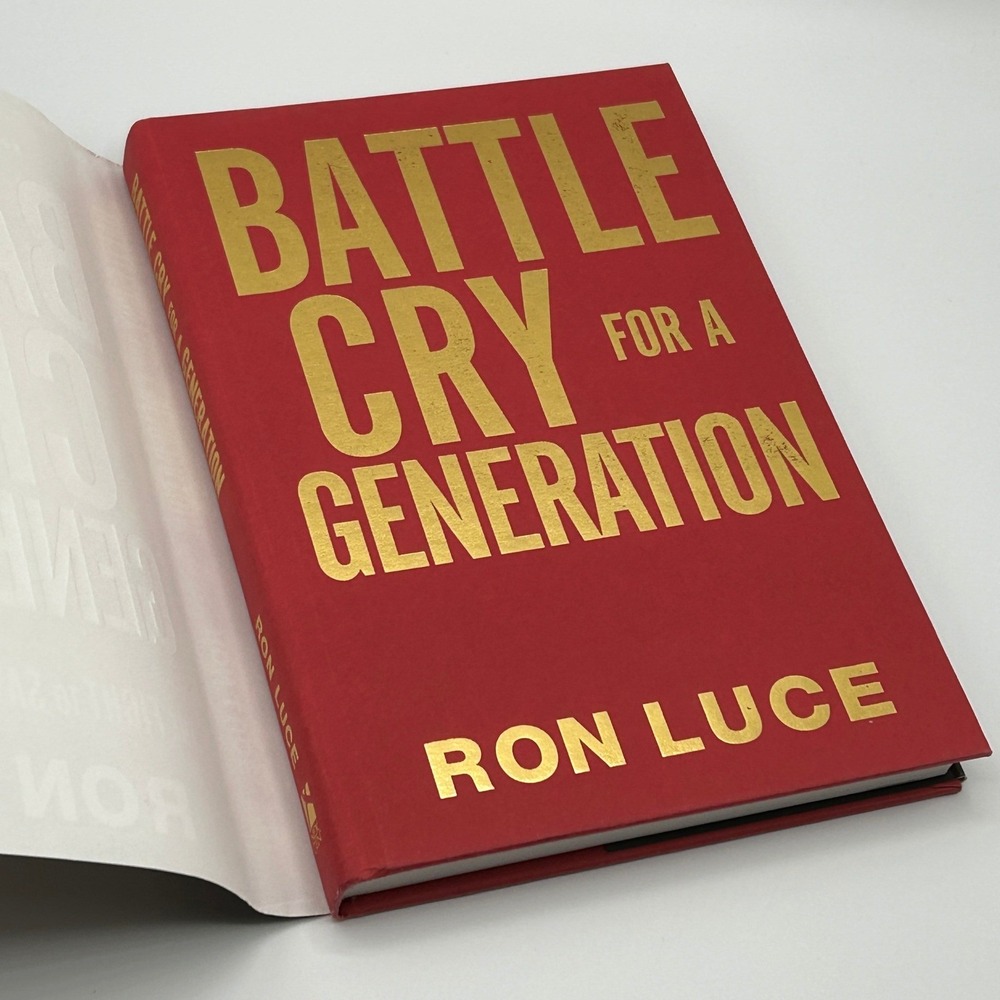 Battle Cry for a Generation The Fight to Save Americas Youth Luce Hardcover Book - Picture 7 of 10